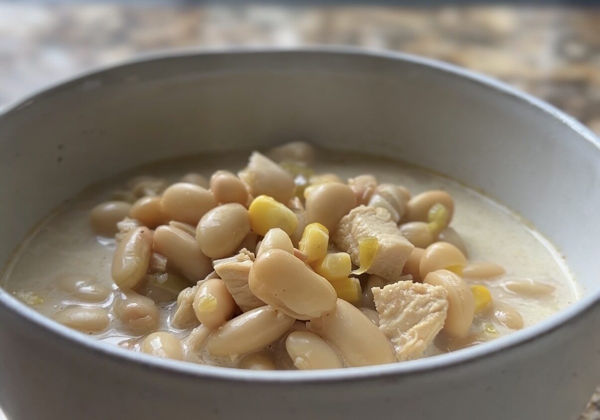Easy Crockpot White Chicken Chili